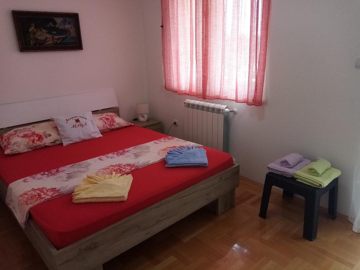 Apartman Maca Pirot Extérieur photo